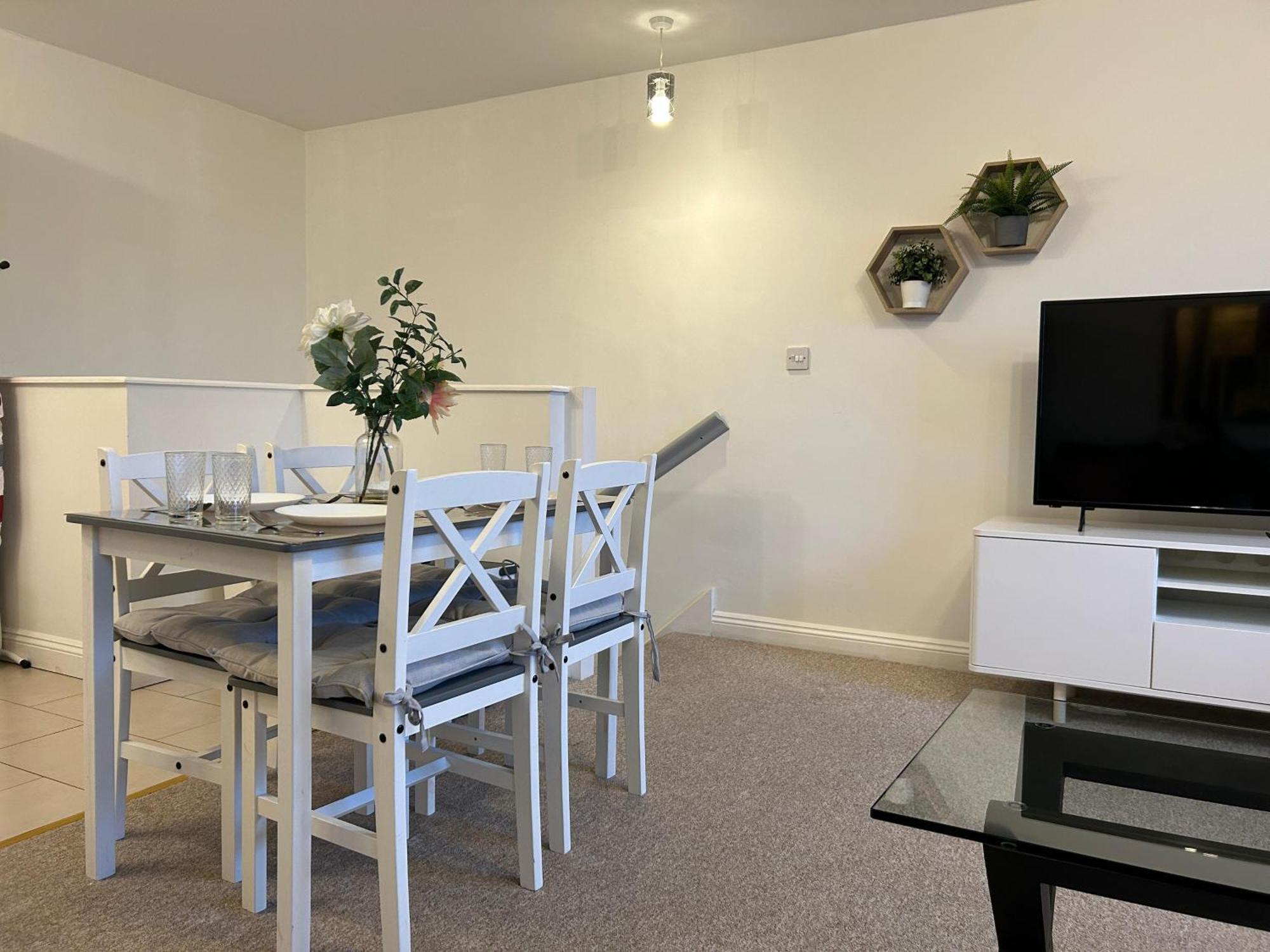 Lovely Serviced Apartment, Free Parking, Oxford Eksteriør bilde